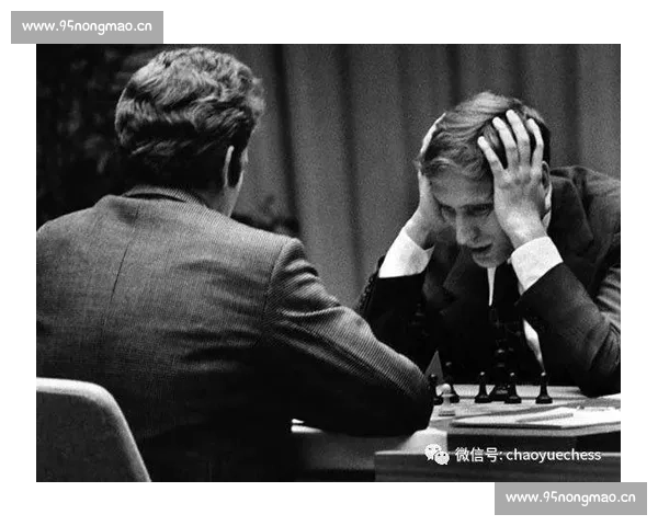 激烈角逐见证历史时刻 半决赛背后的战略博弈与团队突破 - 副本